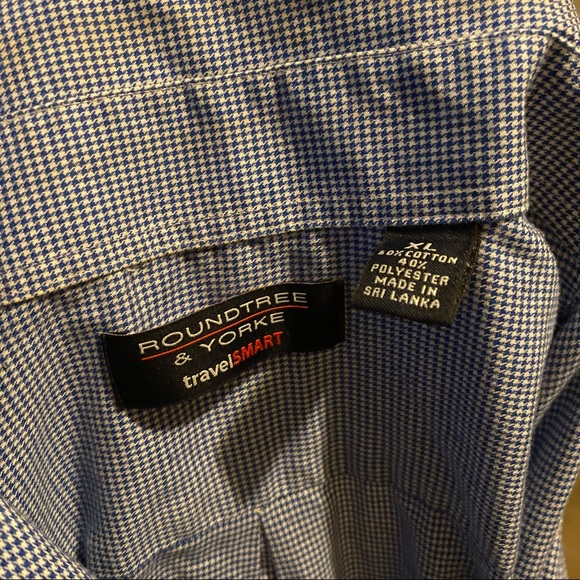 Roundtree and Yorke button up short sleeve shirt - Picture 2 of 3
